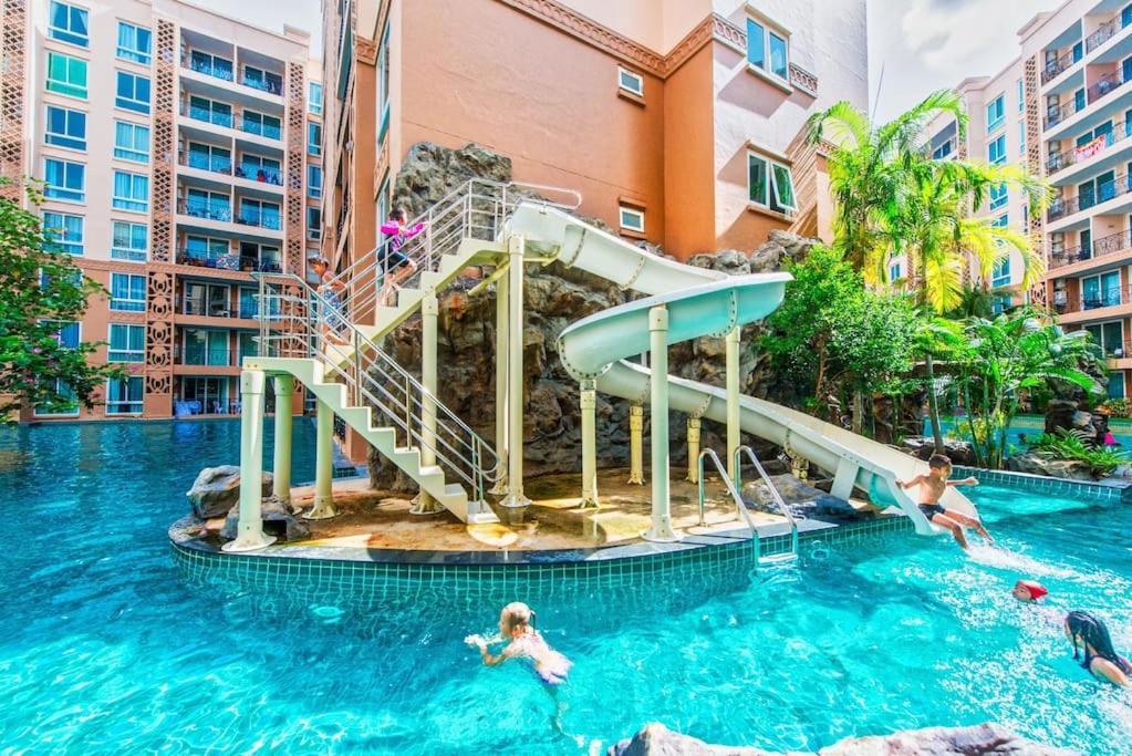 Atlantis Condo Resort Jomtien Tlh Eksteriør billede